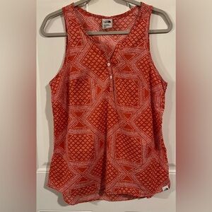 North Face W barriles red woman’s tank top Size M